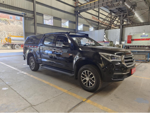 五十鈴皮卡殯儀車(chē)